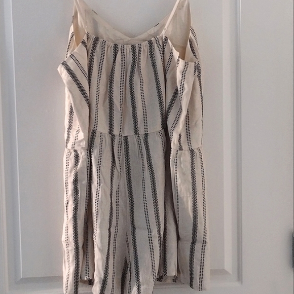 LOFT Boho Striped Sleeveless Romper Size Medium Neutral Minimalist - Picture 8 of 10